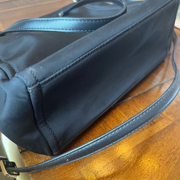 Kate Spade Black Tote (EUC) w/Matching New Travel Cosmetic Case & Foldable Tote - Picture 16 of 16